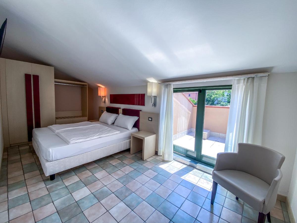 La Mandola Eco Hostel Capraia Eksteriør bilde