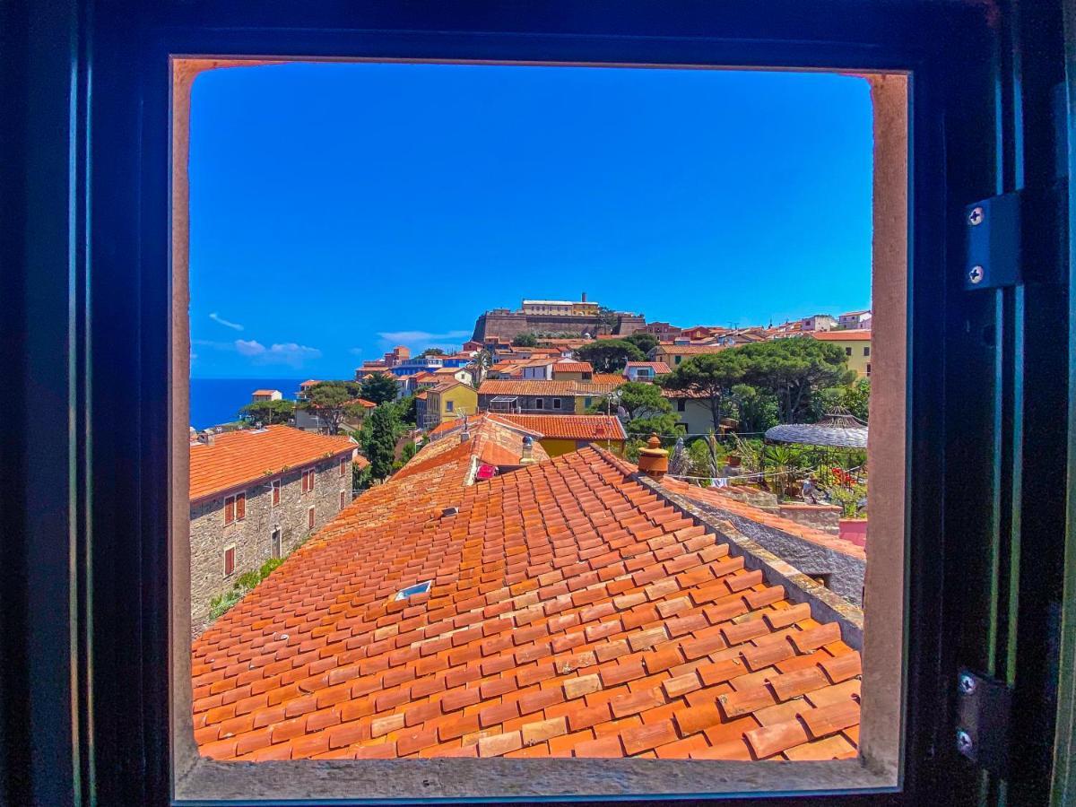 La Mandola Eco Hostel Capraia Eksteriør bilde