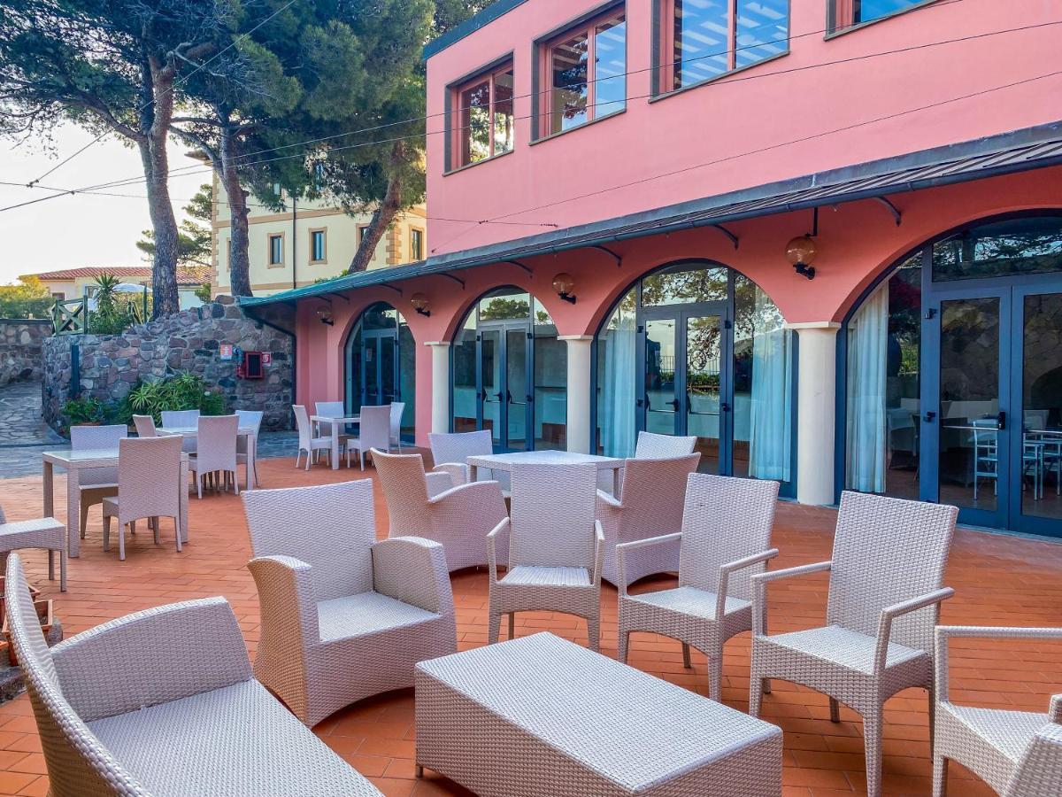 La Mandola Eco Hostel Capraia Eksteriør bilde