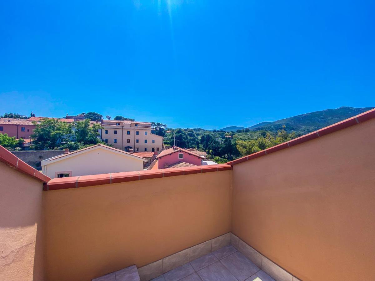 La Mandola Eco Hostel Capraia Eksteriør bilde